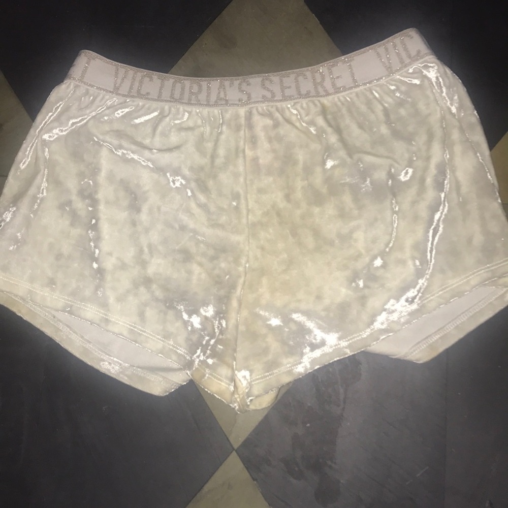 Victoria secrets pajama shorts